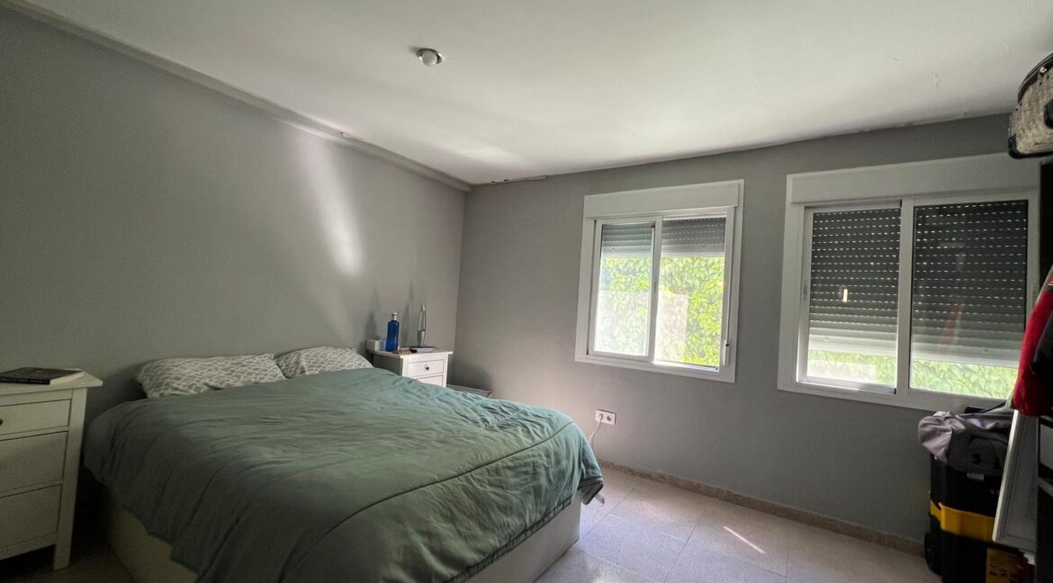 af60de7b-932b-4a0f-8c86-181da8f442de